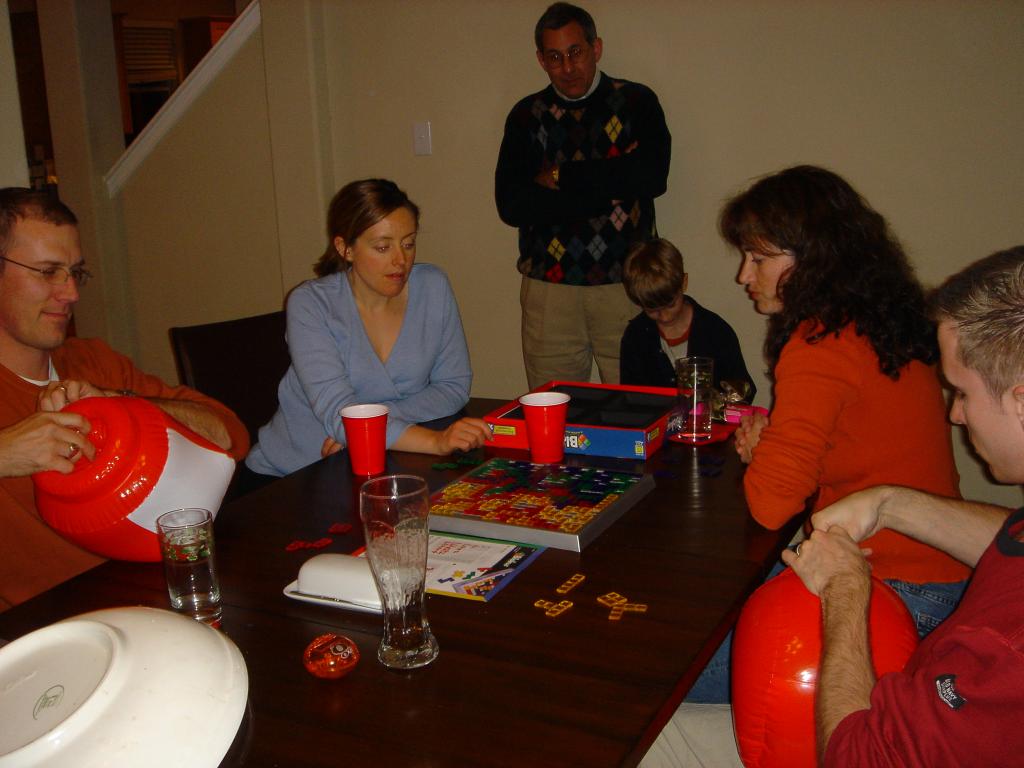 2004/12(Dec)/09(Christmas-Day)/1024x768_2004-12-25 20-32-03.JPG